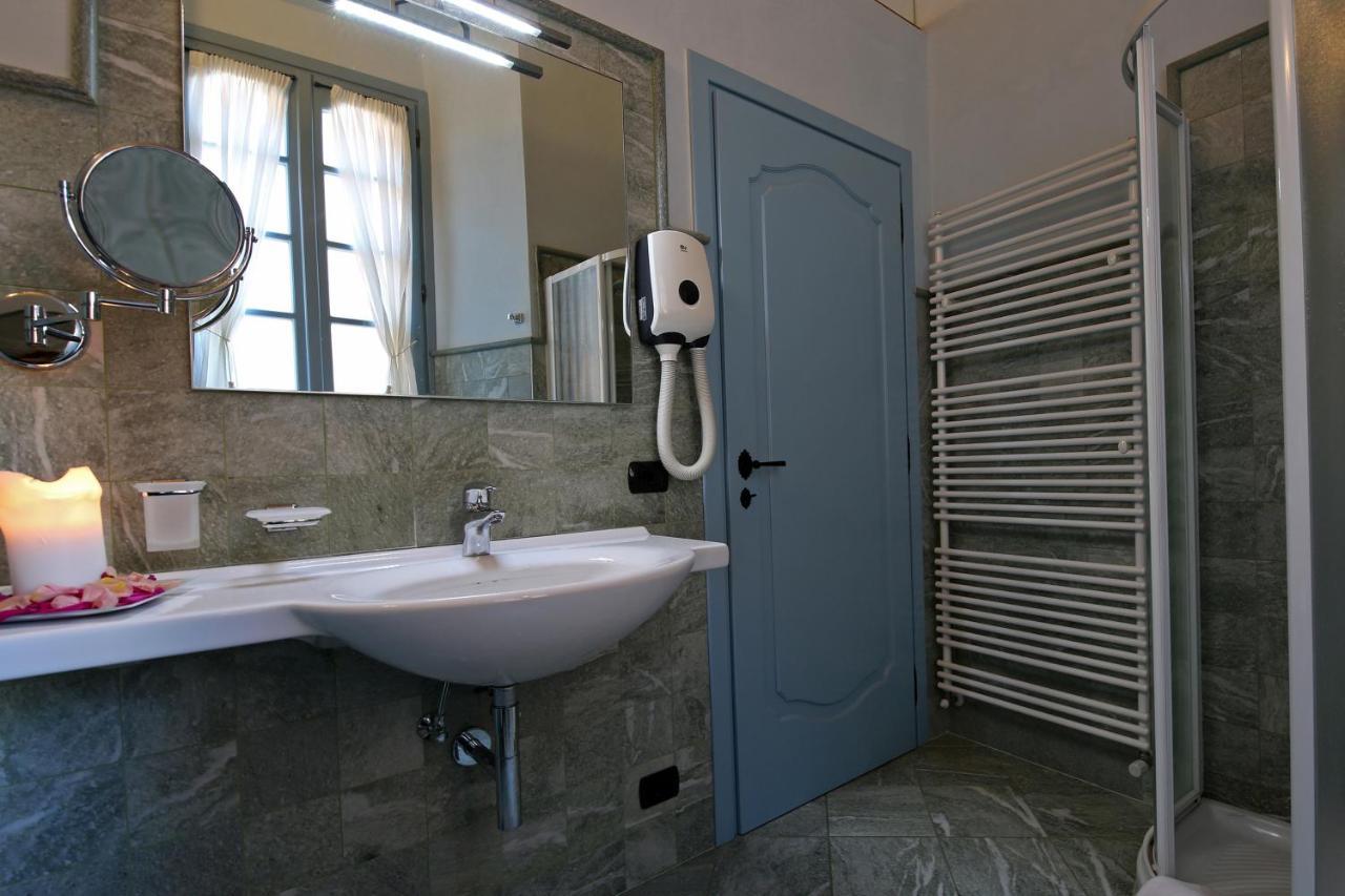 Palazzo Del Vicere Aparthotel Lezzeno Kültér fotó
